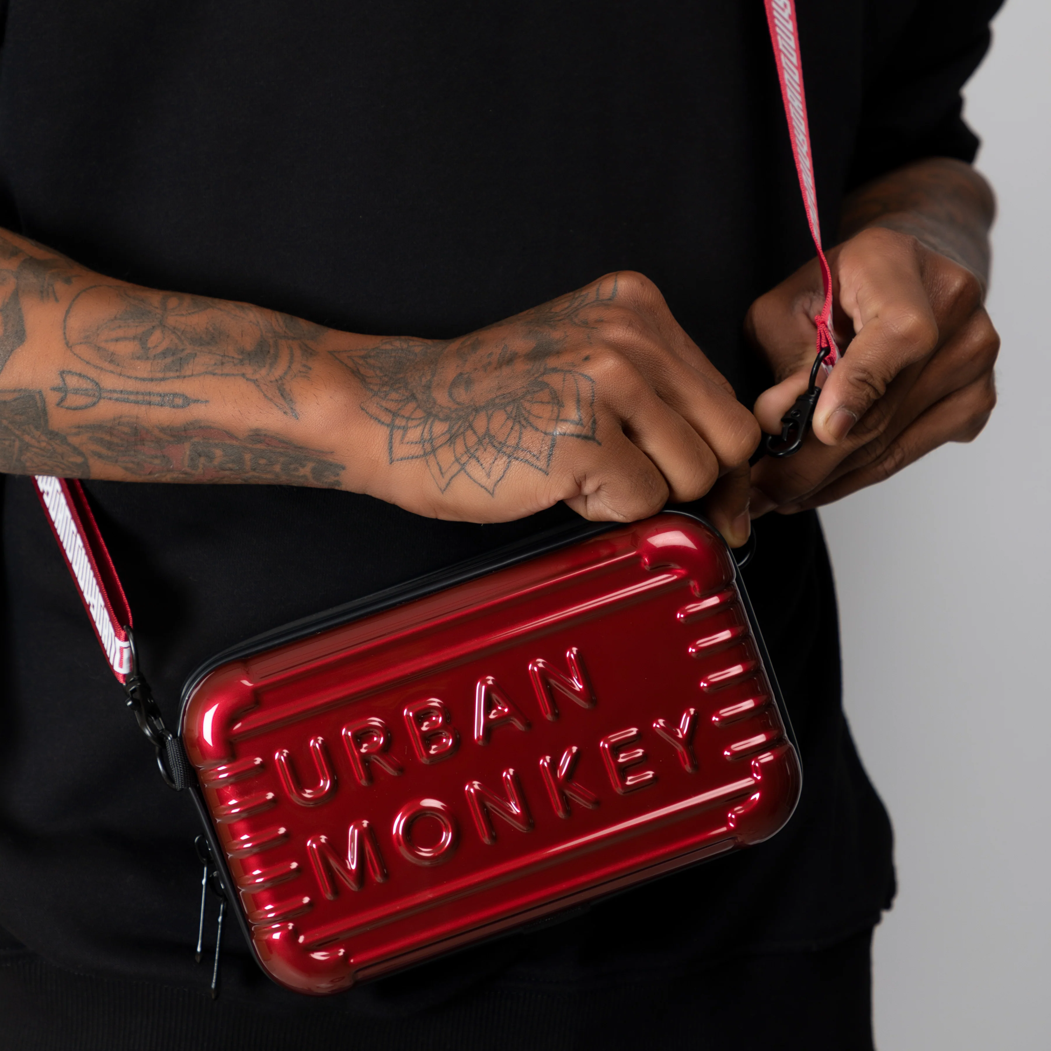 GG x UM // Sling 002 - Image 2